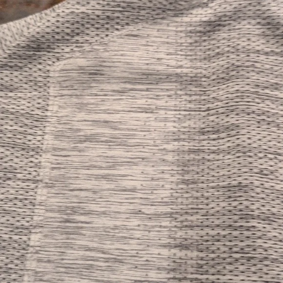 Lululemon Metal Vent Tech 1/2 Zip Pullover - Picture 8 of 10